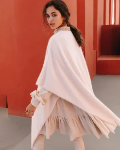 Kimonos & Ponchos><noscript><img width=
